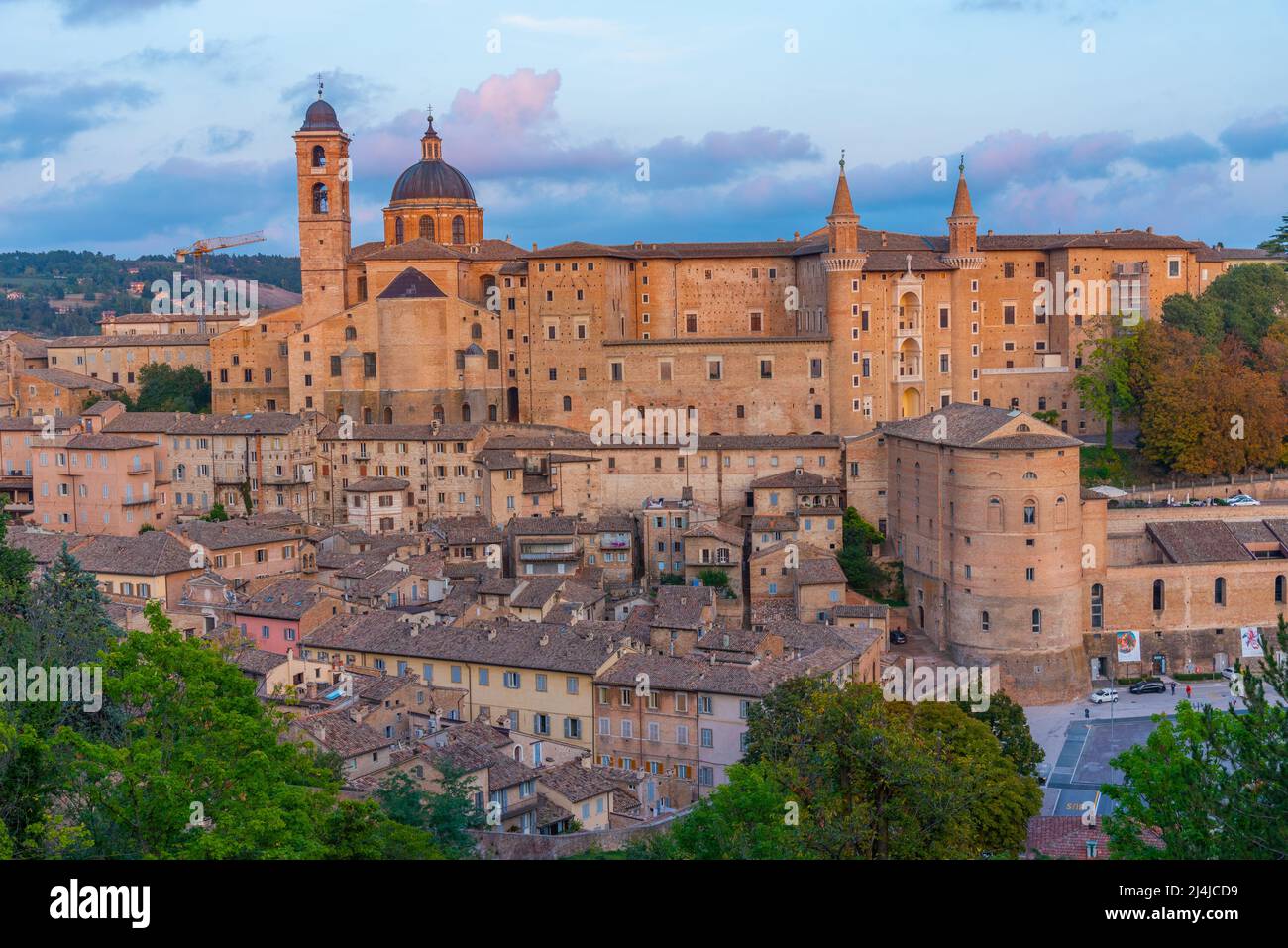 Urbino palazzo ducale gallery hi-res stock photography and images - Alamy