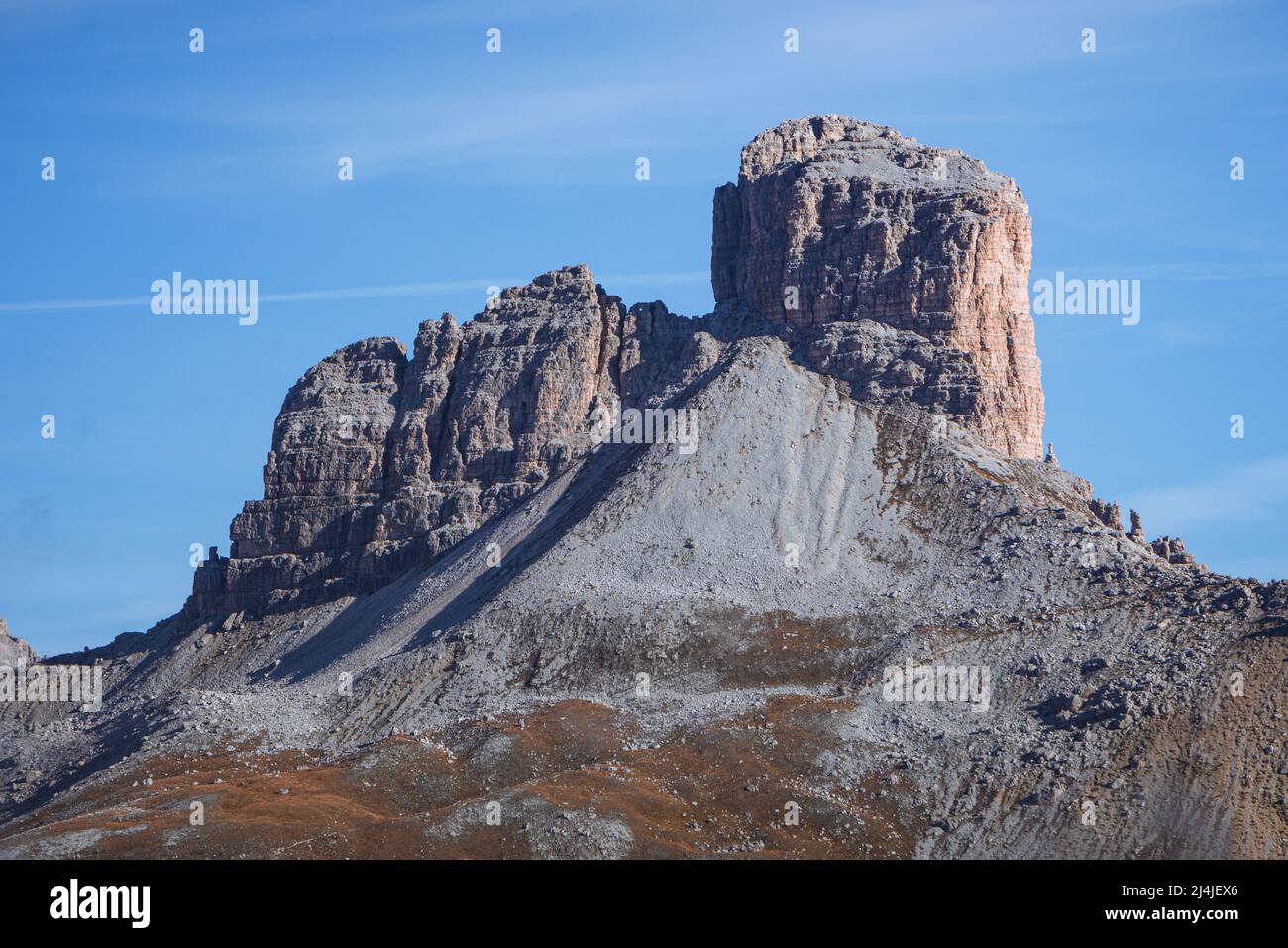 The breathtaking landscapes of the Dolomites during a beautiful early autumn morning, near the town of Auronzo di Cadore, Italy - October 2021. Stock Photo