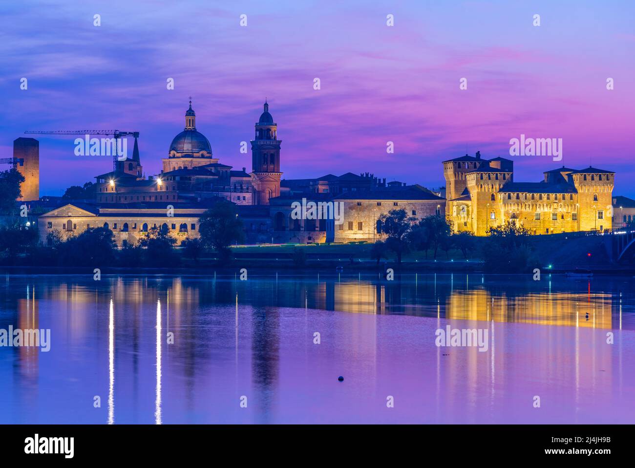 Sunset view of cityscape of Italian town Mantua Stock Photo Alamy