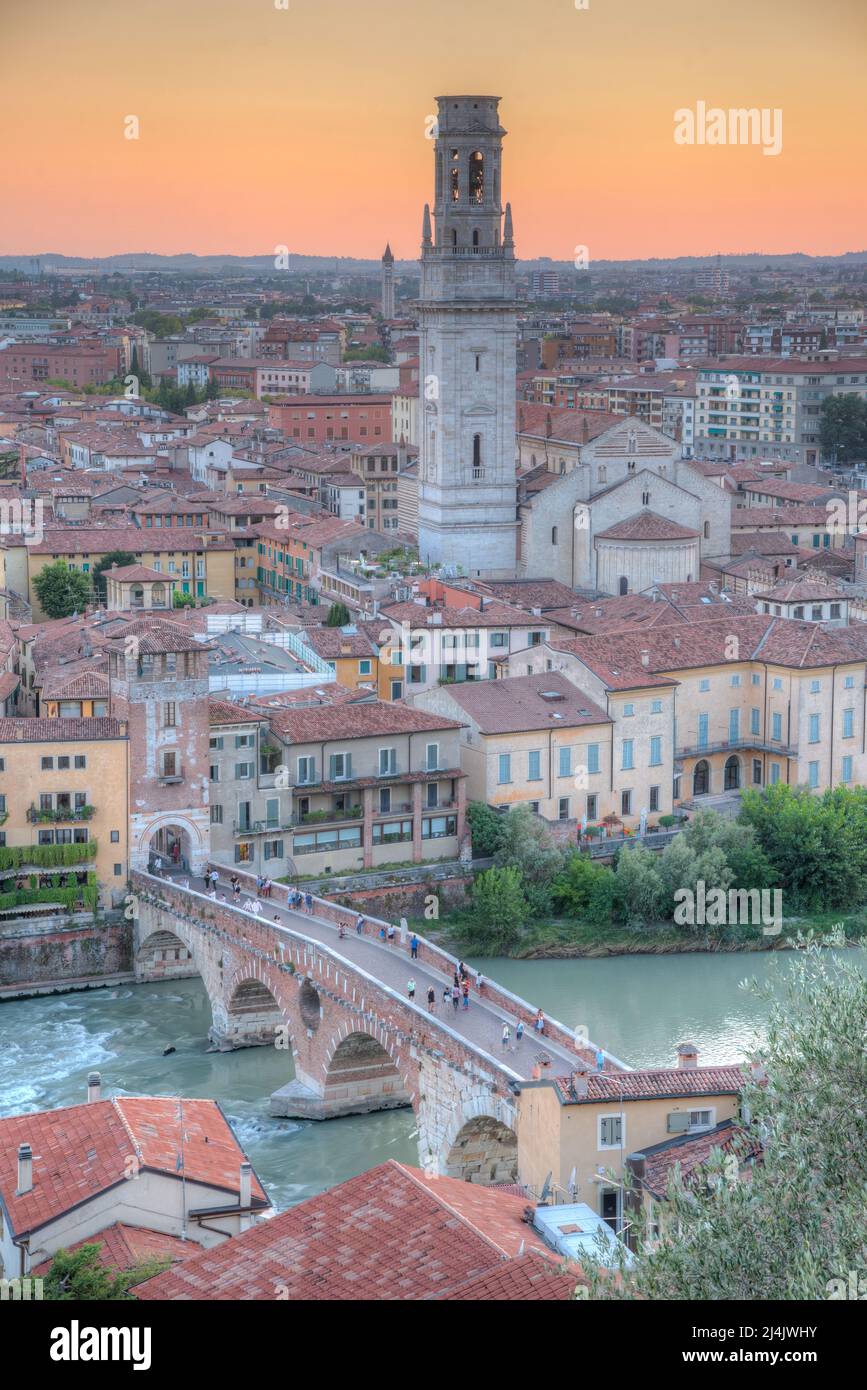 Sunset view of Ponte Pietra bridge in Verona, Italy Stock Photo - Alamy