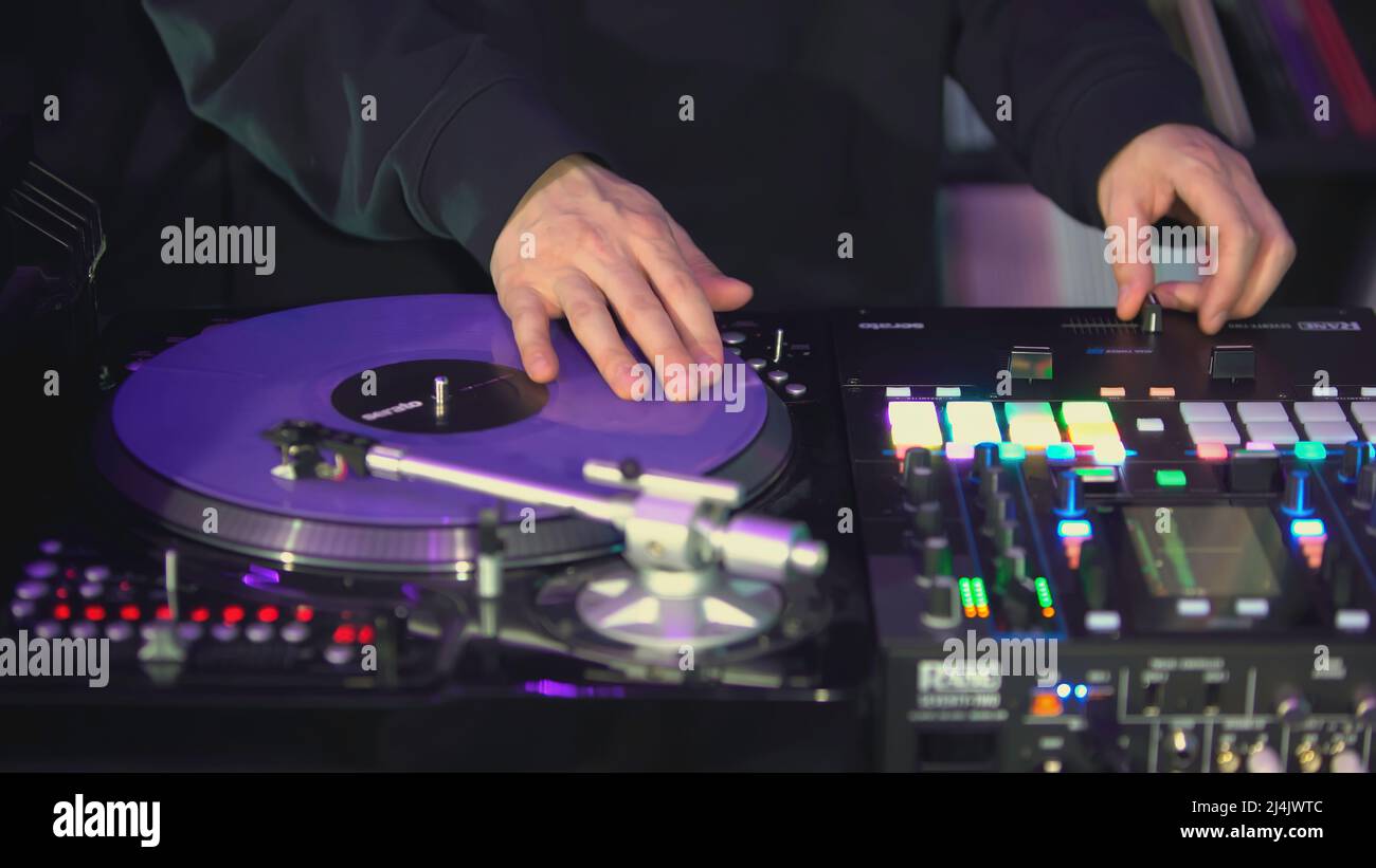 Dj mixing vinyl records on hires stock photography and images Alamy