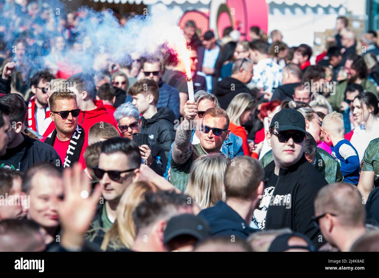 EMMEN - of FC Emmen on the Raadhuisplein, prior to the of the team. The football club returns to the Eredivisie after a year, after they won the match against