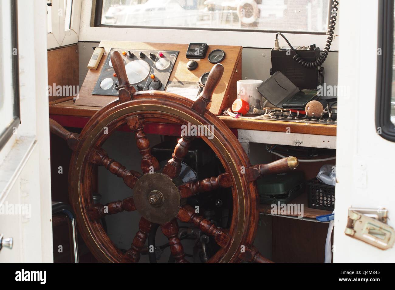 The tiller on the Richmond Royale, Thames River cruise boat Stock Photo