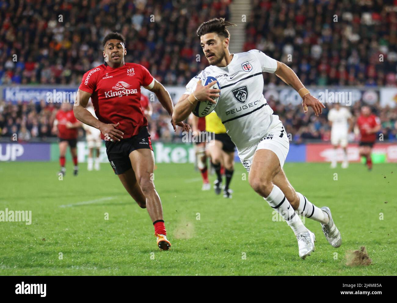 Toulouse's Romain Ntamack during the Heineken Champions Cup, Pool A match  at Coventry Building Society Arena, Coventry. Picture date: Saturday  January 15, 2022 Stock Photo - Alamy