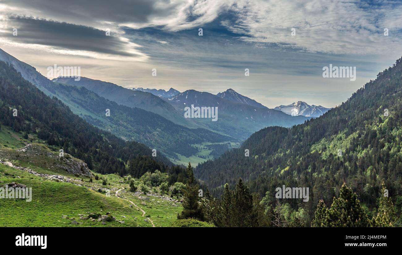 Estos valley, Posets maladeta natural park, spanish pyrenees Stock Photo