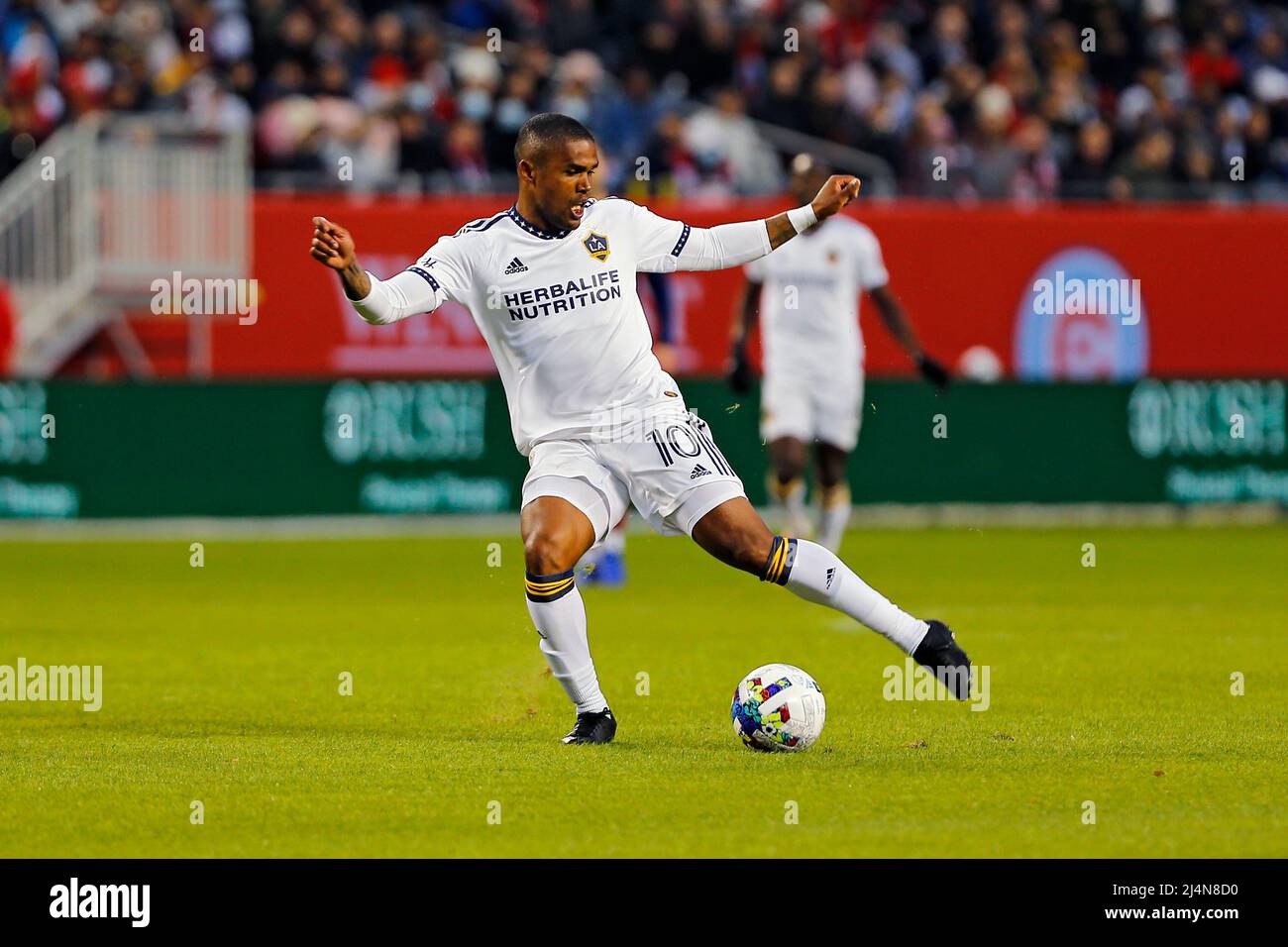 LA Galaxy acquire Brazilian midfielder Douglas Costa as DP