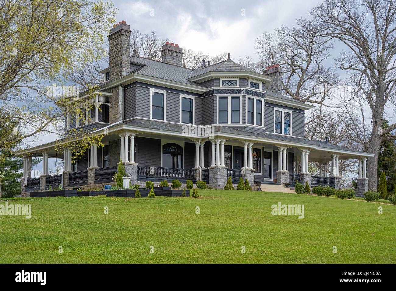 The Rumbough House, built in 1895, is a turn-of-the-20th Century Queen Anne style residence in the Montford Historic District of Asheville, NC. (USA) Stock Photo