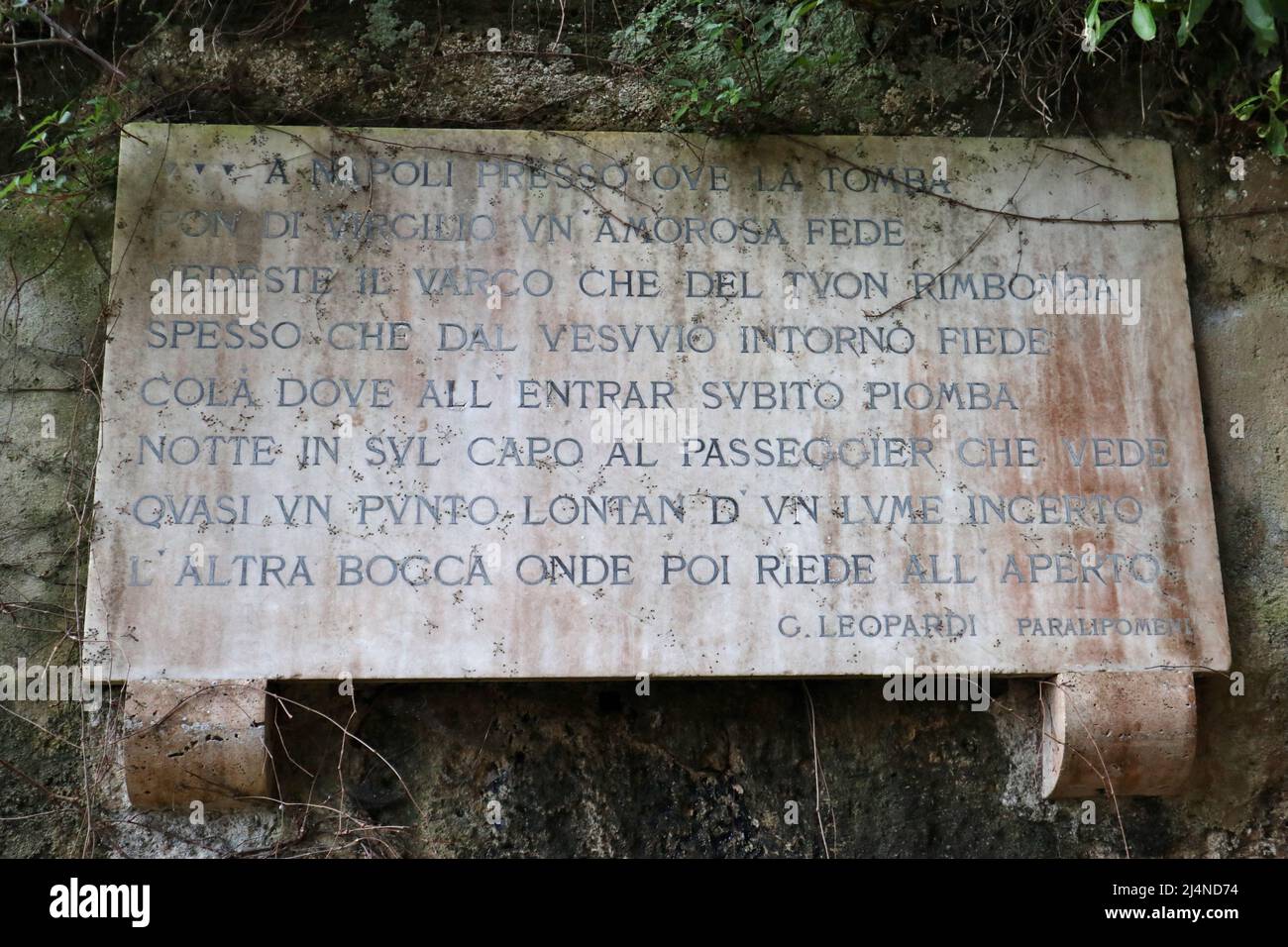 Napoli - Epigrafe di Giacomo Leopardi nel Parco Vergiliano Stock Photo