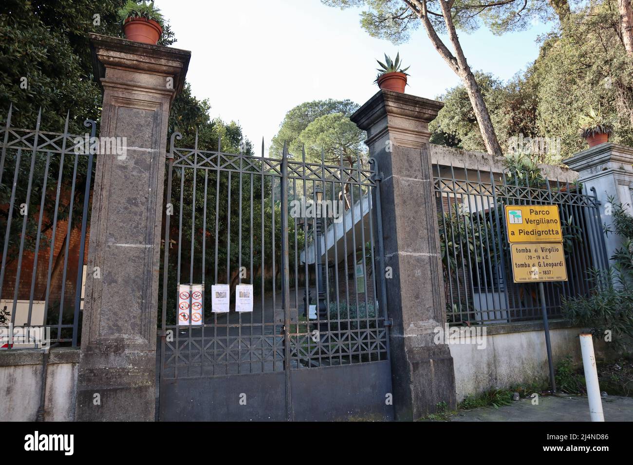 Napoli - Ingresso del Parco Vergiliano a Piedigrotta Stock Photo