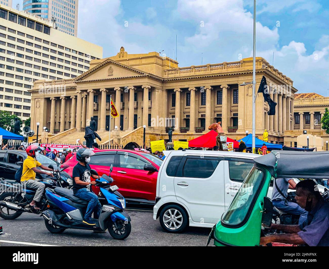 The protest at the Galle Face Green continued for the 9th consecutive ...