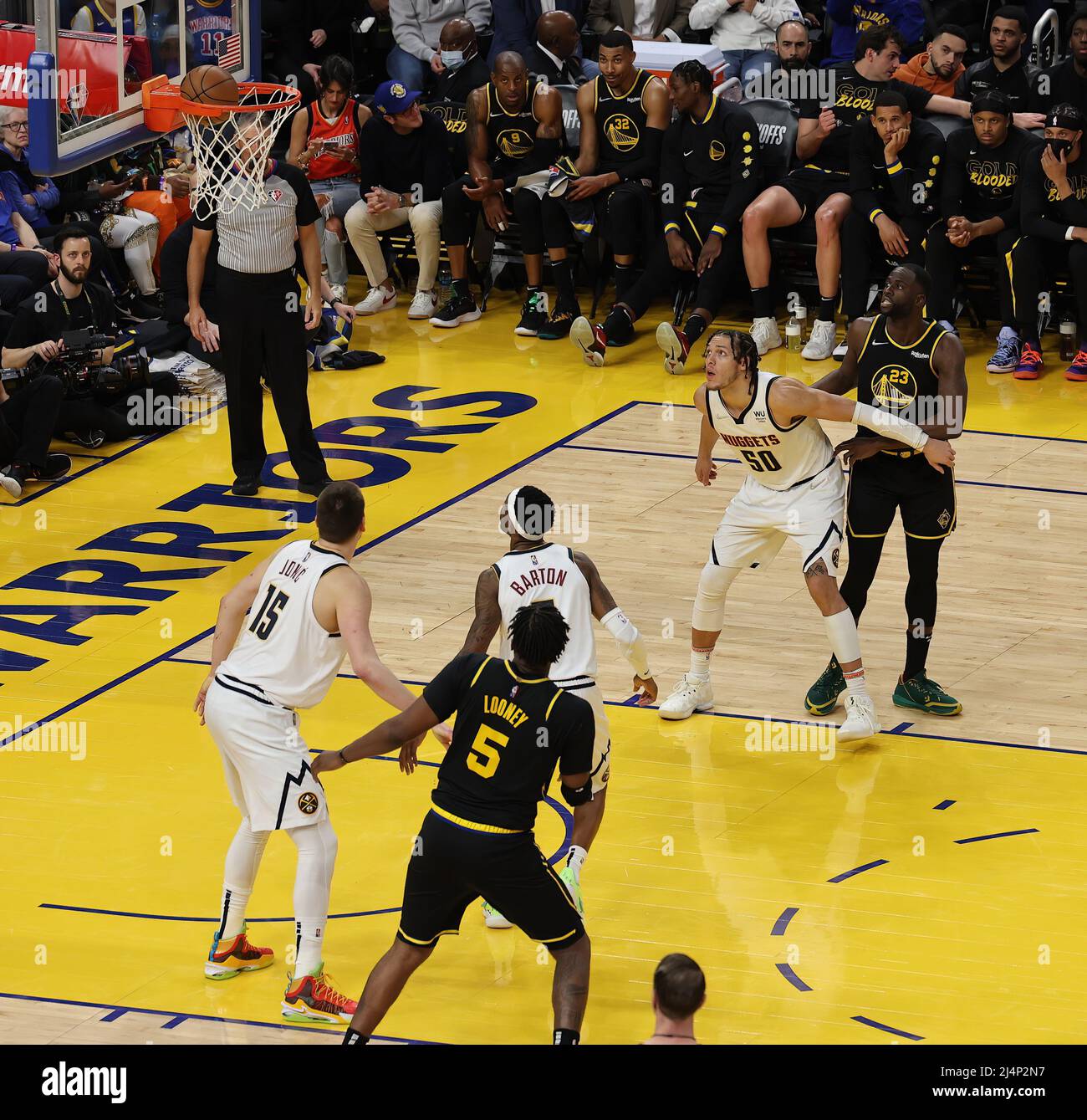 Chase Centre, CA, 16th April 2022 Golden State Warriors Vs Denver