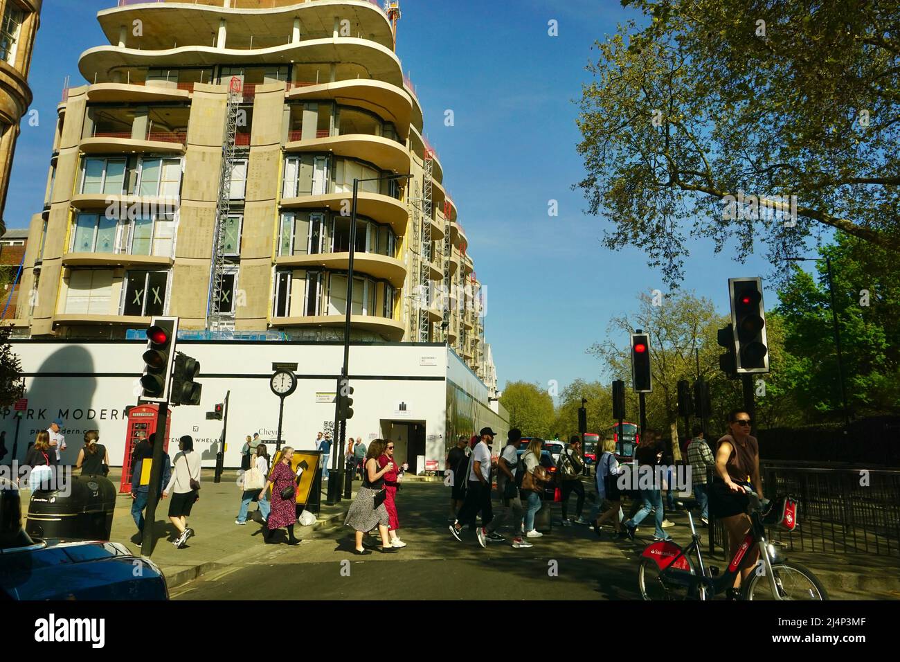 Park Modern, Hyde Park, London, United Kingdom Stock Photo Alamy