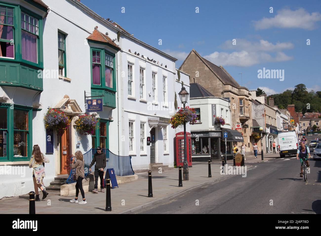 Views of the High Street in Glastonbury, Somerset in the UK Stock Photo