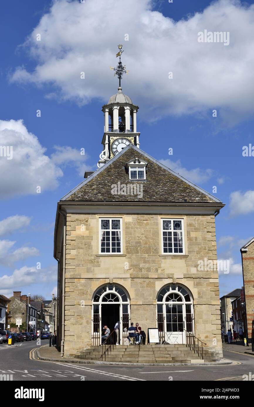 Brackley Town Hall on a Spring Day Northamptonshire England uk 2022 ...