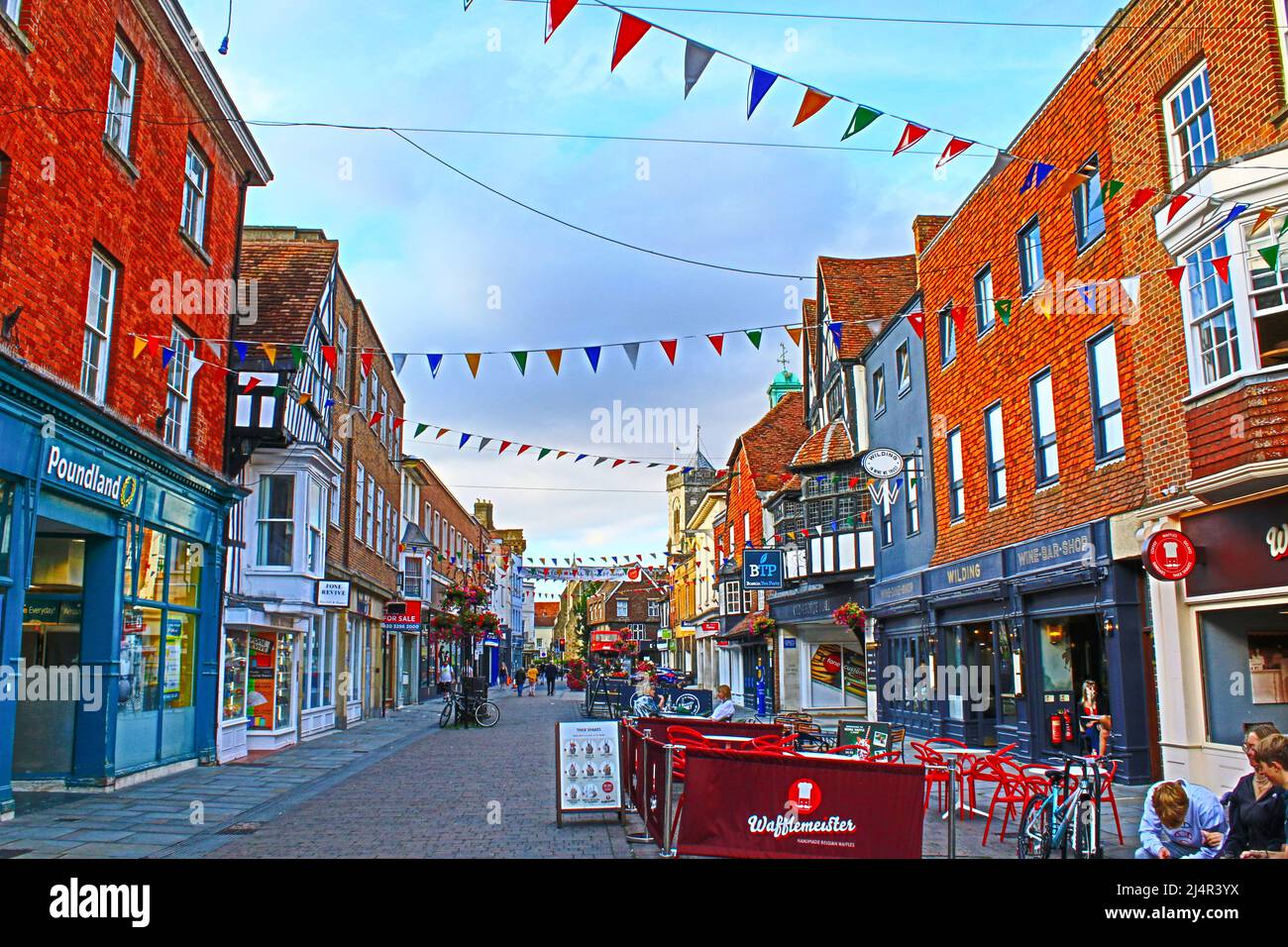 street-view-of-salisbury-city-a-cathedral-city-in-wiltshire-england
