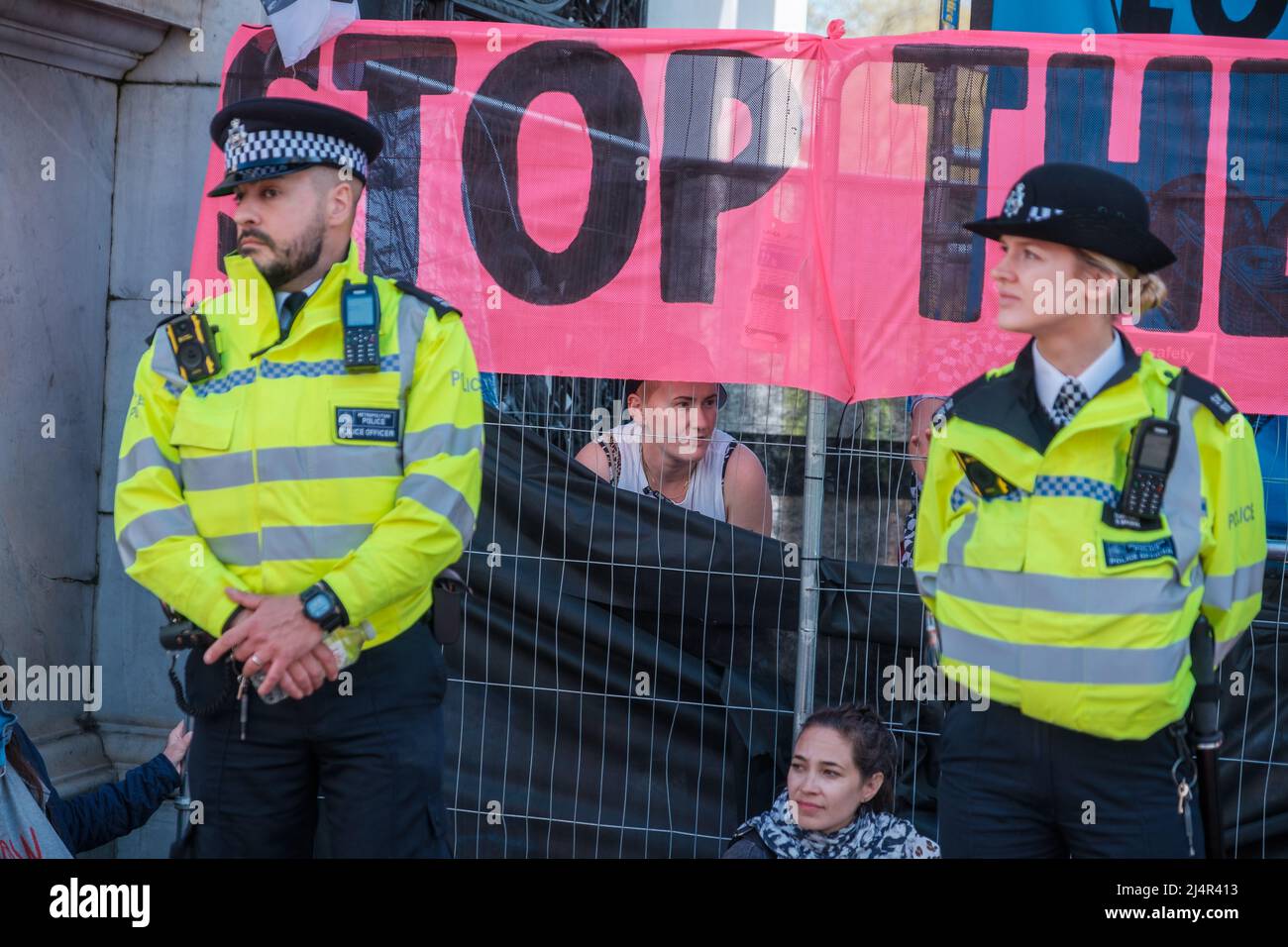 Extinction Rebellion blocked Marble Arch Junction and prolific Climate ...