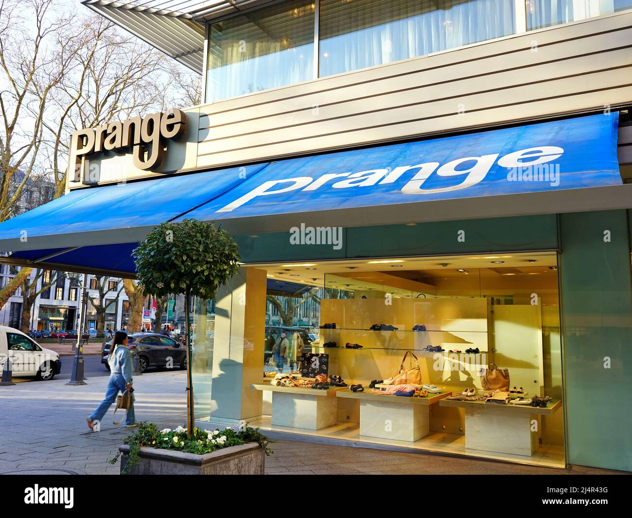 The popular shopping boulevard Königsallee in Düsseldorf/Germany with