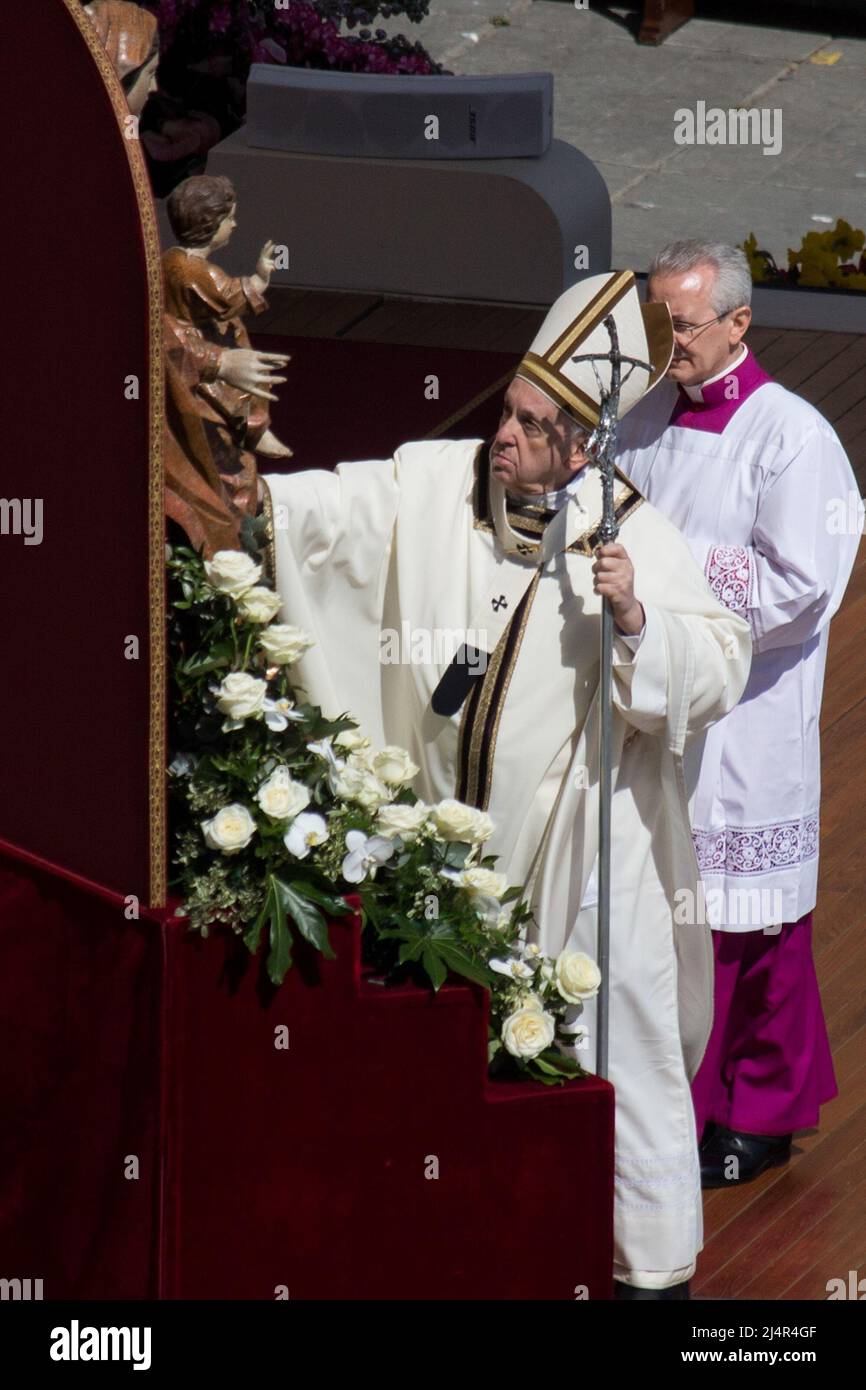 Rome, Italy. 17th Apr, 2022. Pope Francis presided and celebrated the Mass of Easter Day in St. Peter’s Square in front of tens of thousands people. At the end of the Mass, Pope Francis drove through St. Peter’s Square in his Popemobile greeted by the joyful crowd. Credit: LSF Photo/Alamy Live News Stock Photo