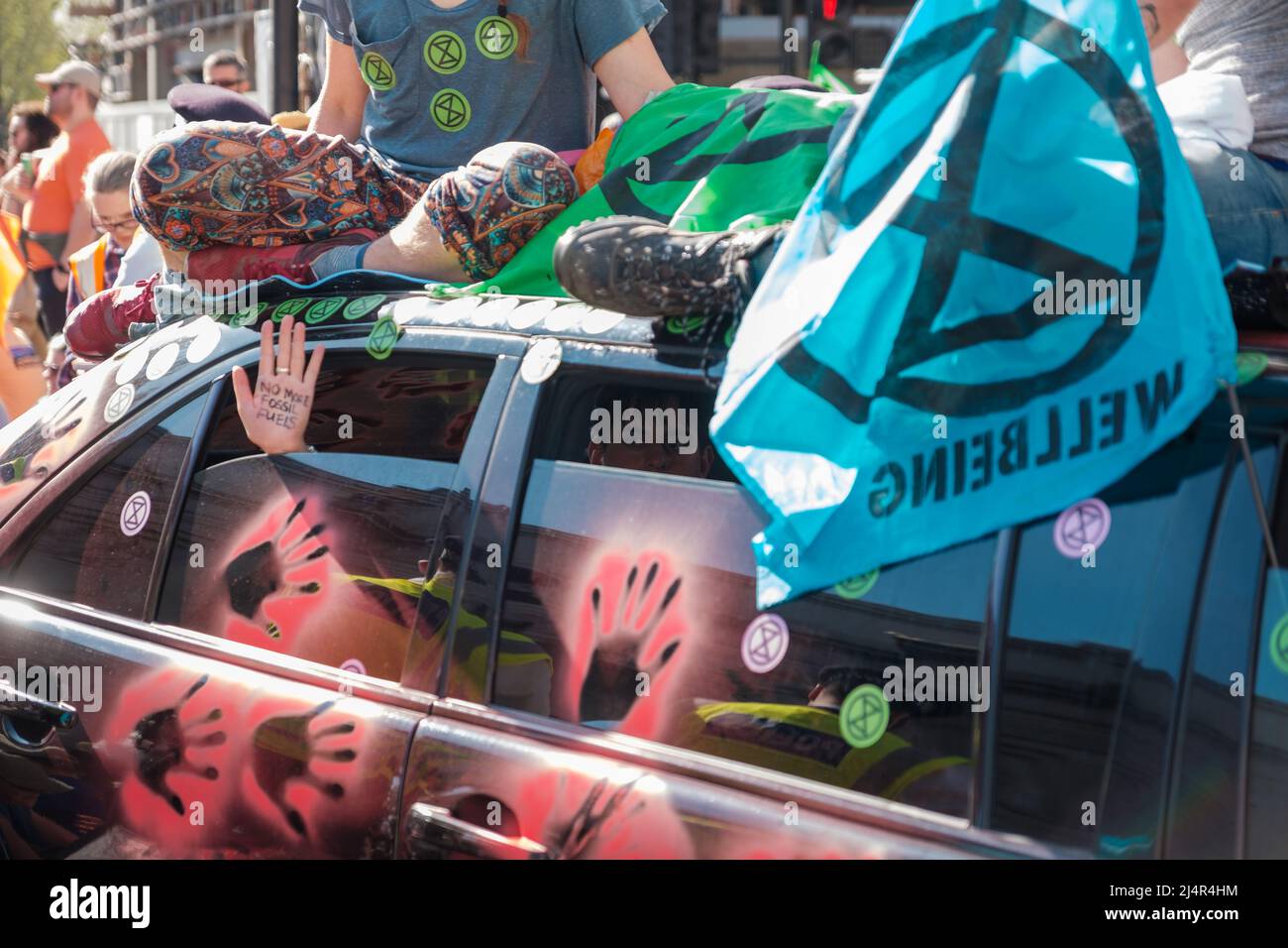 Extinction Rebellion blocked Marble Arch Junction and prolific Climate ...