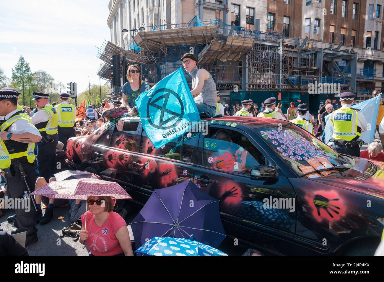 Extinction Rebellion blocked Marble Arch Junction and prolific Climate ...