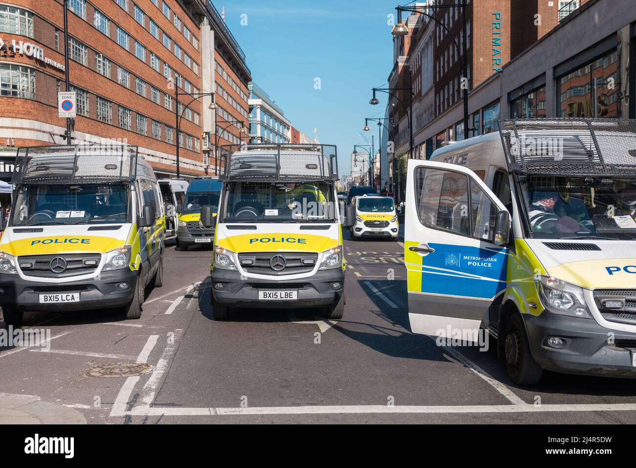 Extinction Rebellion blocked Marble Arch Junction and prolific Climate ...