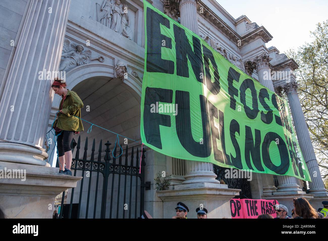Extinction Rebellion blocked Marble Arch Junction and prolific Climate ...
