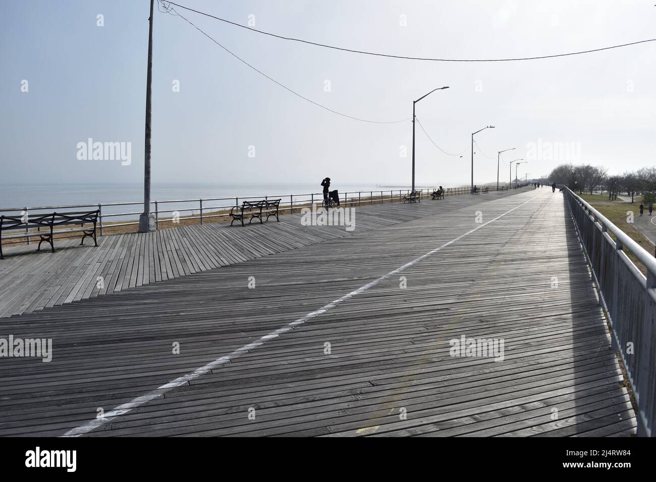 South Beach–Franklin Delano Roosevelt Boardwalk, Staten Island, New York, NY, USA Stock Photo