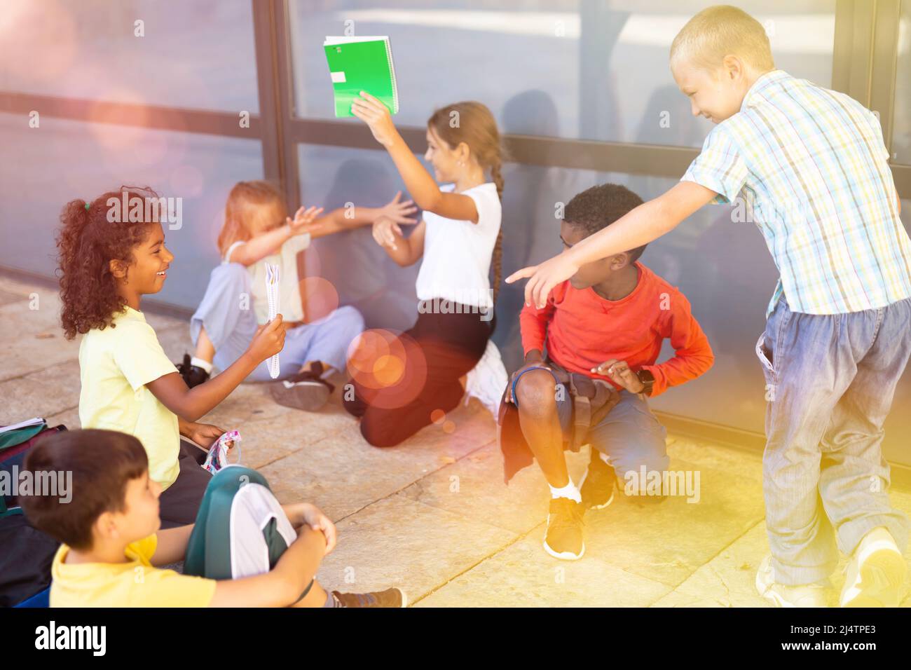 Multicultural children playing hi-res stock photography and images - Alamy