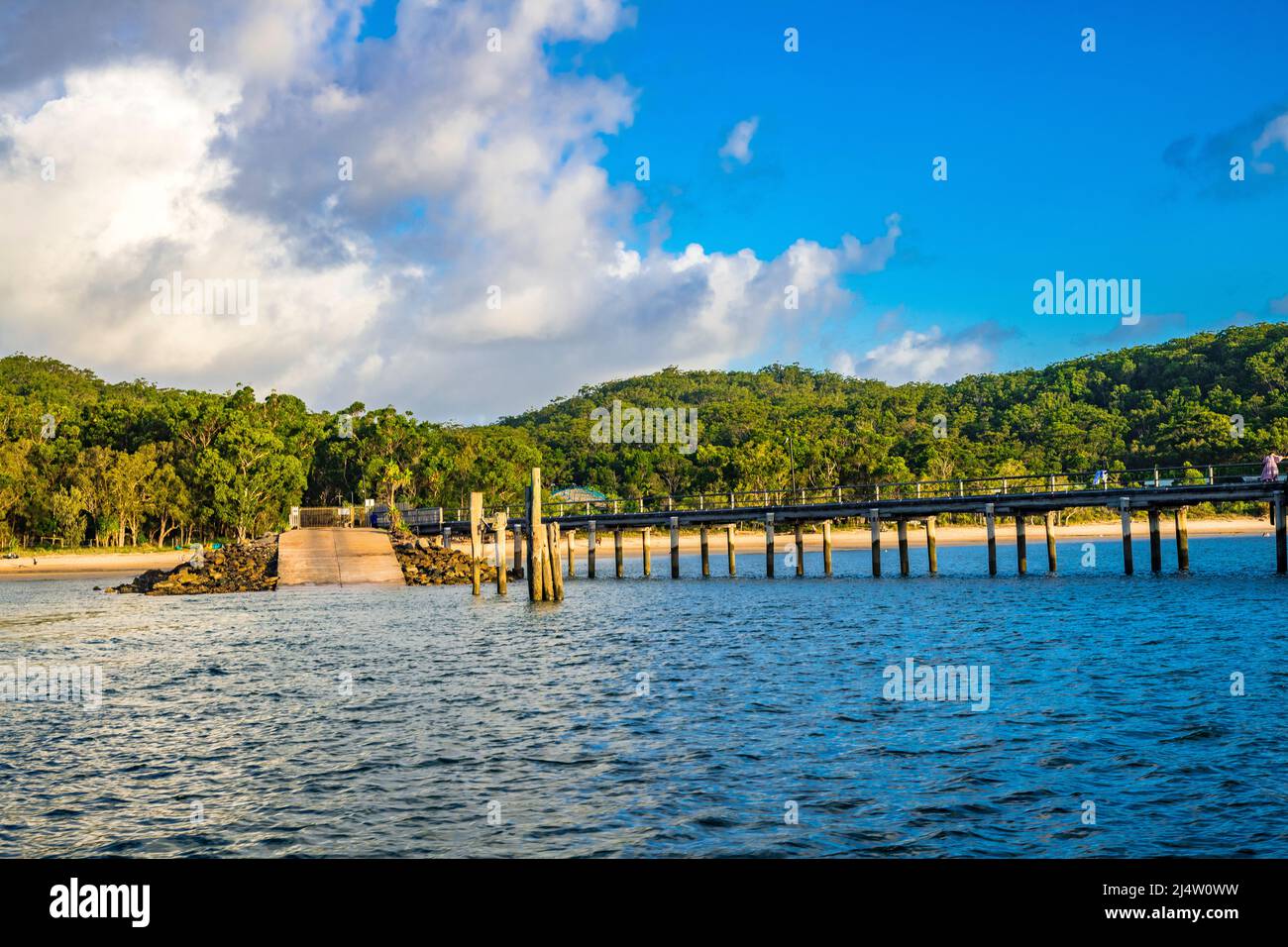 Kingfisher Bay jetty, receives passenger and vehicle arrivals from barge services on the mainland. Fraser Island, Queensland, Australia Stock Photo