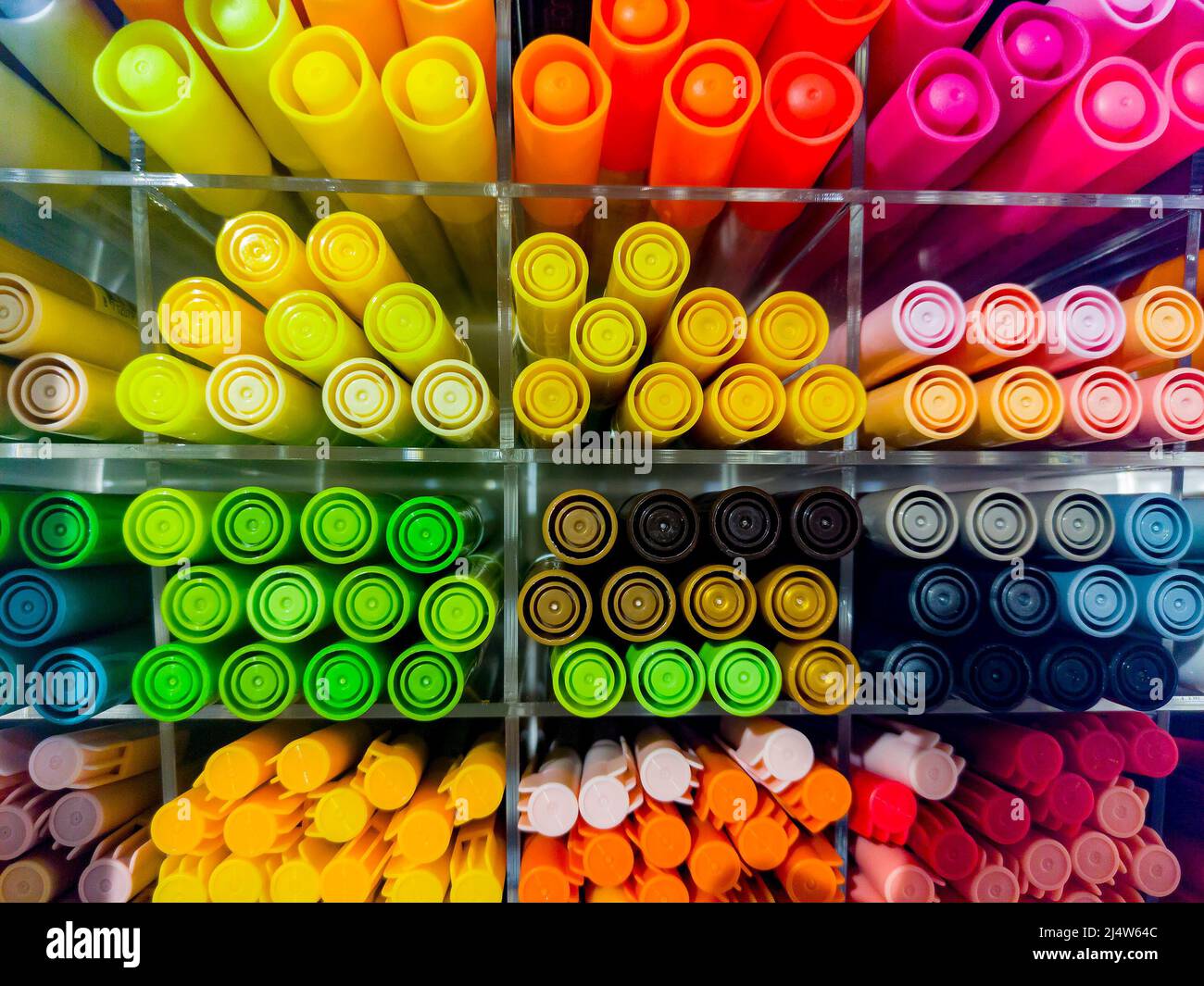 Alcohol markers hi-res stock photography and images - Alamy