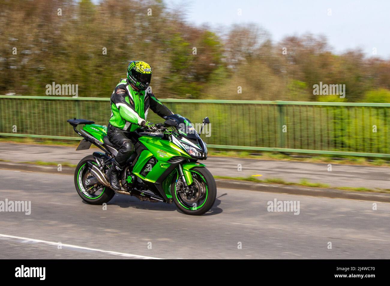 2014 Kawasaki Zx 1000 GBF Inline Four green motorcycle Sports Tourer 1043cc; Motorbike rider; two-wheeled transport, motorcycles, vehicle, roads, motorbikes, motorcycle bike riders motoring in Chorley, UK Stock Photo
