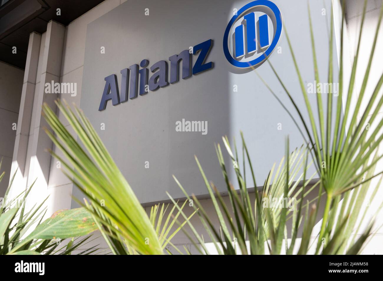 Allianz Insurance London office exterior showing signage, Gracechurch