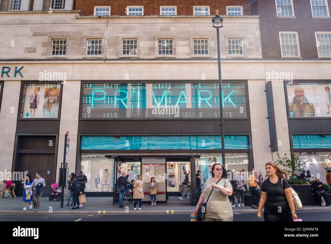 Primark store and Shoppers on Oxford Street, a famous shopping street ...