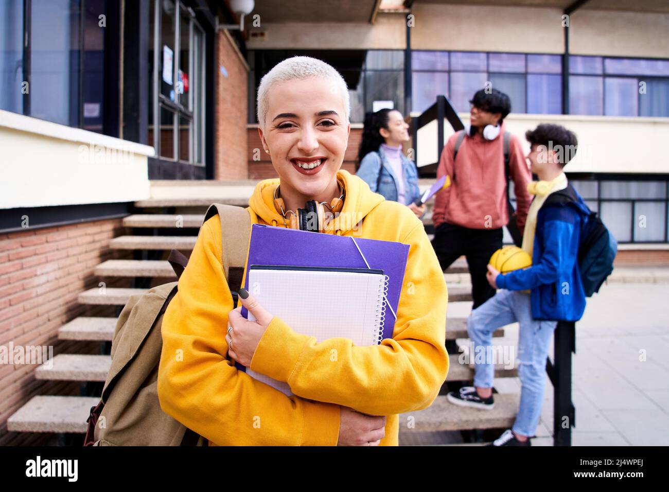  young teen girl shaved Teen girl shaved head standing hi-res stock photography and images - Alamy