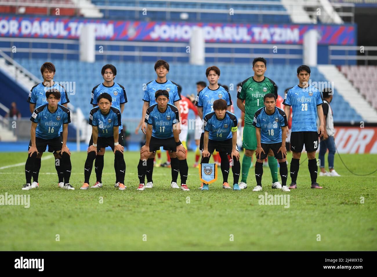 Johor Bahru Malaysia 18th Apr 22 Players Of Kawasaki Frontale Pose For A Photo Prior To The Afc Champions League 22 Group I Match Between Guangzhou Fc Of China And Kawasaki Frontale