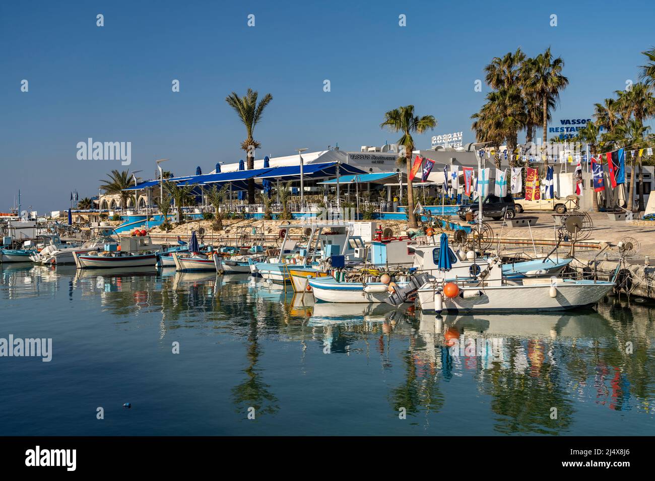 Ayia napa restaurant hi-res stock photography and images - Alamy