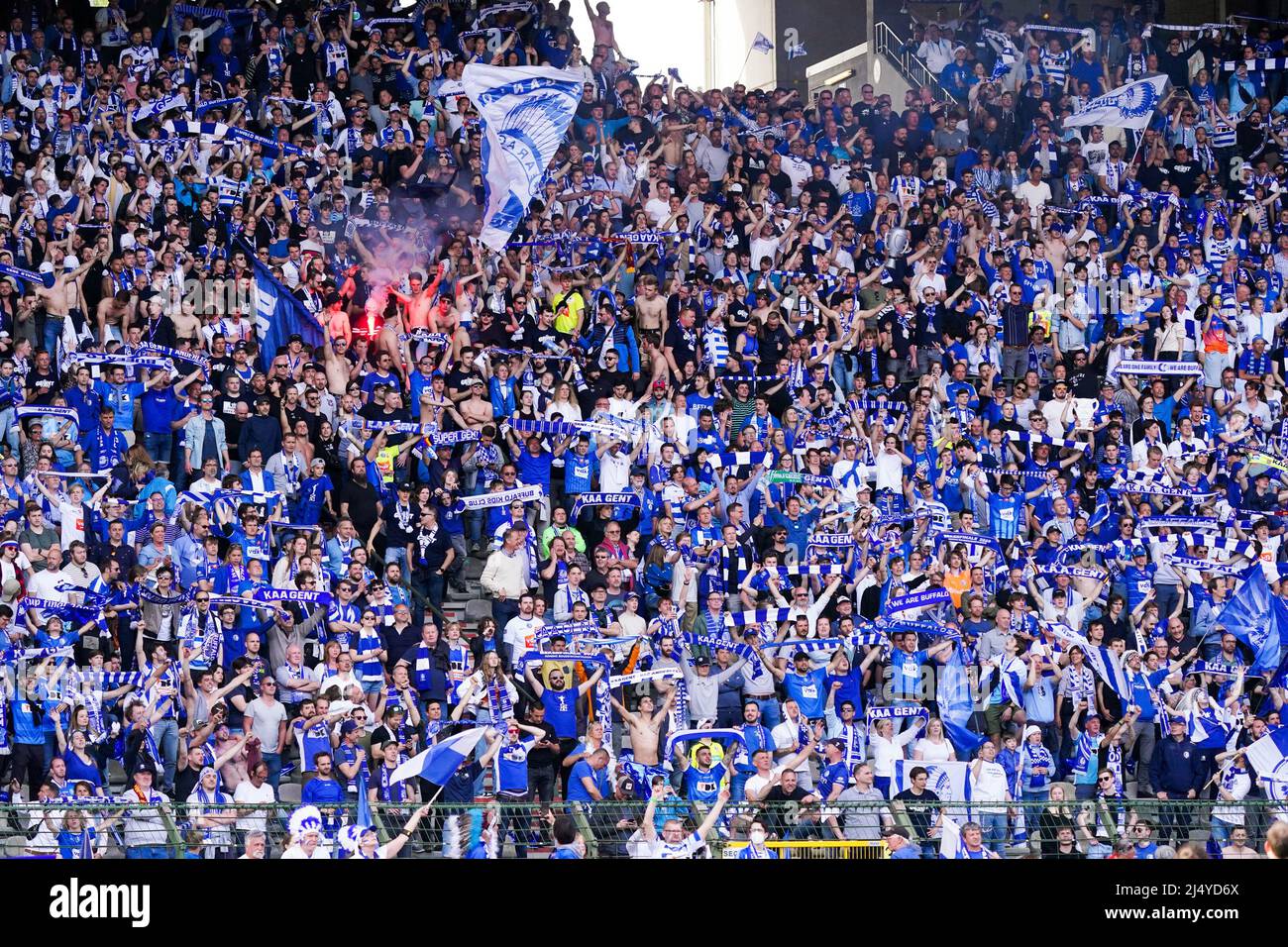 RSC Anderlecht English 🏴󠁧󠁢󠁥󠁮󠁧󠁿 on X: ✓ 3-1 semi-final win ✓ CUP  FINAL ✓ BEST FANS IN THE WORLD #ANDEUP #RSCA  / X