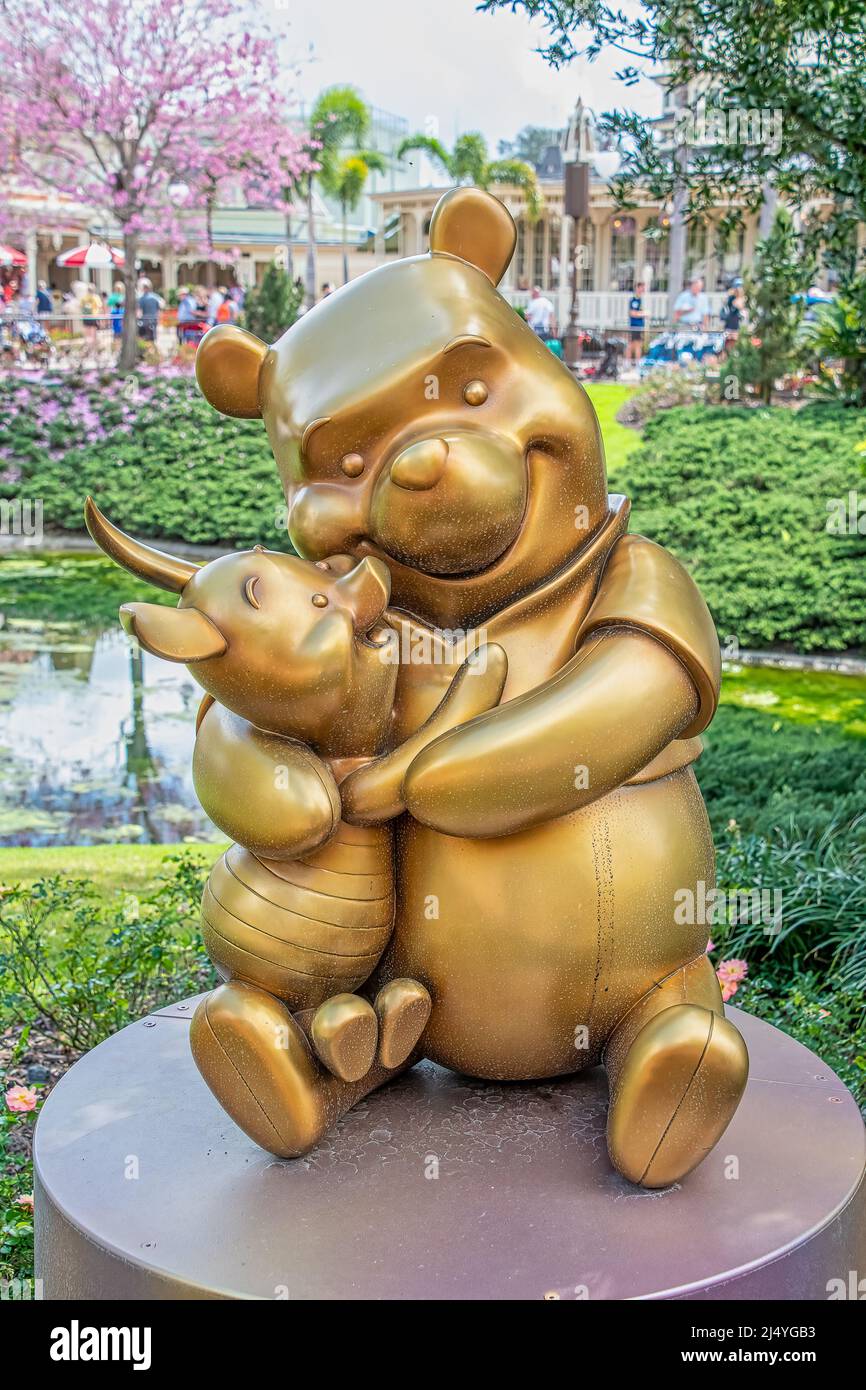 Winnie the Pooh and Piglet Gold Statue 50th Anniversary Disney Magic
