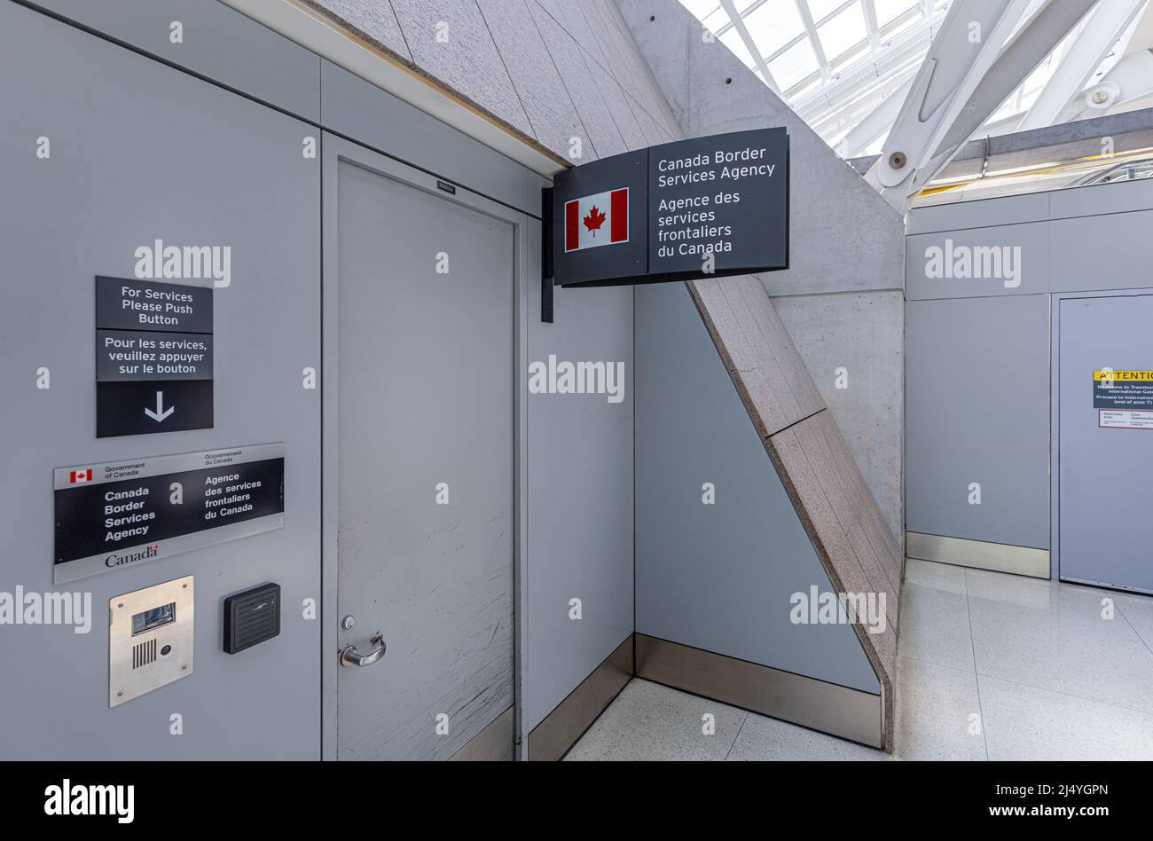 Police airport detention criminal hires stock photography and images