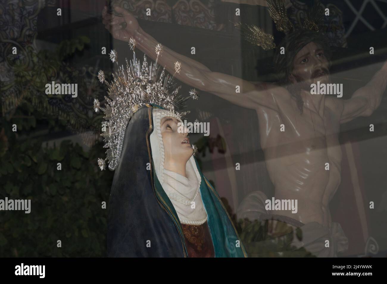 Image of the virgin mary hi-res stock photography and images - Alamy