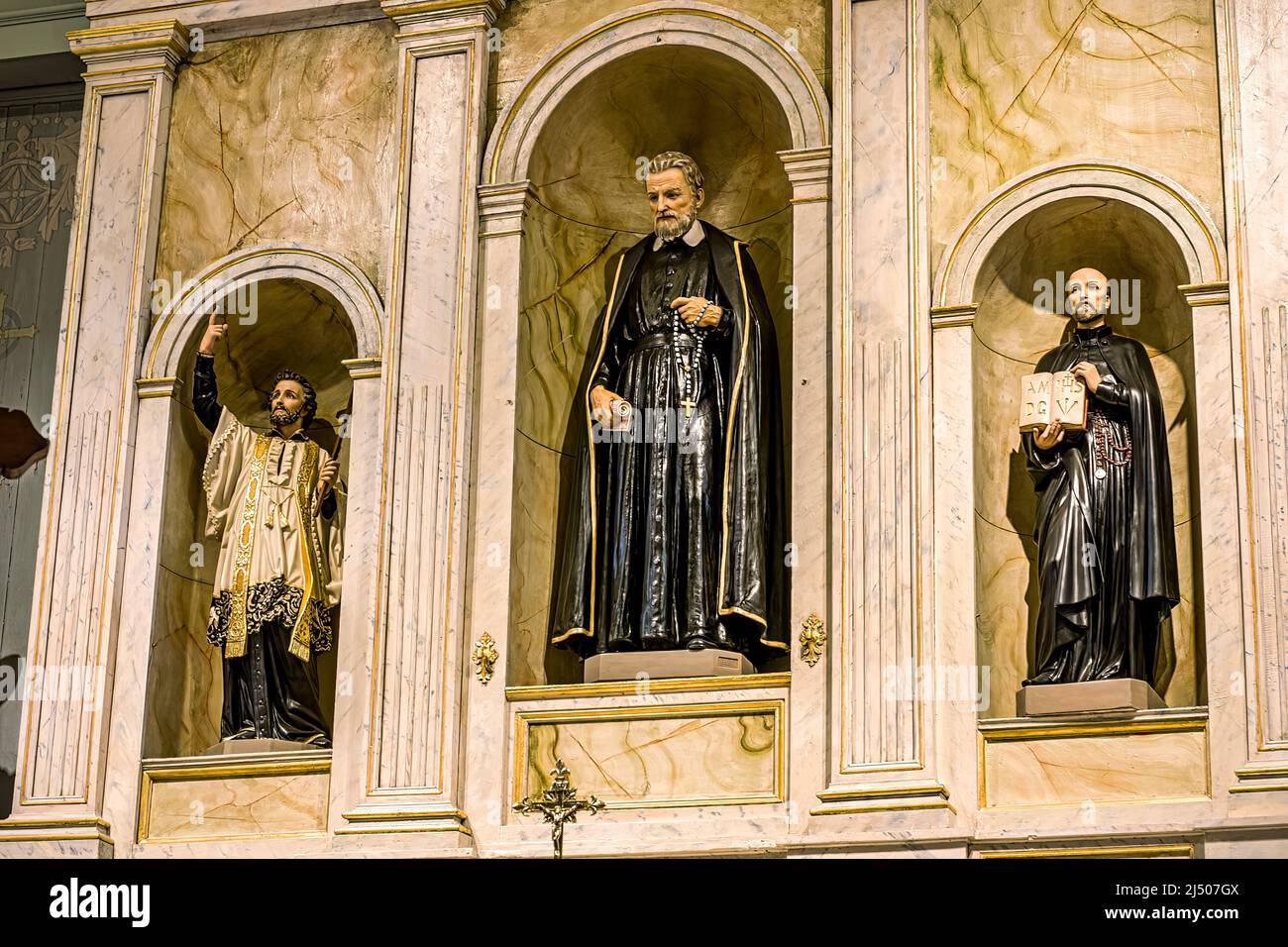 Statues of St. Francis Xavier, St. Philip de Neri and St. Ignatius of