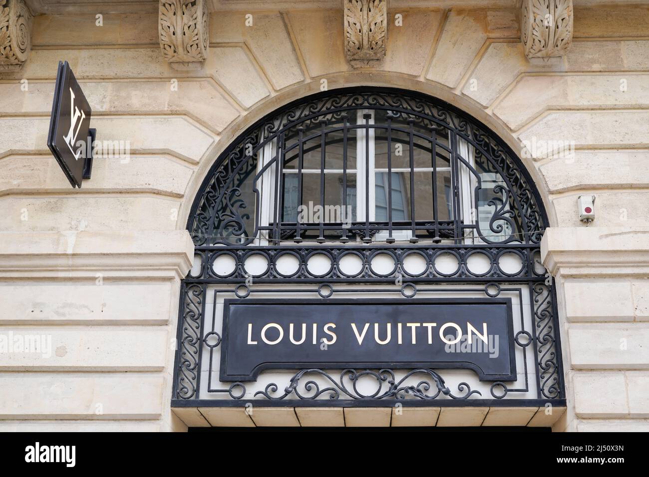 Bordeaux , Aquitaine  France - 03 20 2022 : Louis Vuitton logo brand and text sign front entrance facade of home shop luxury boutique handbags and lug Stock Photo