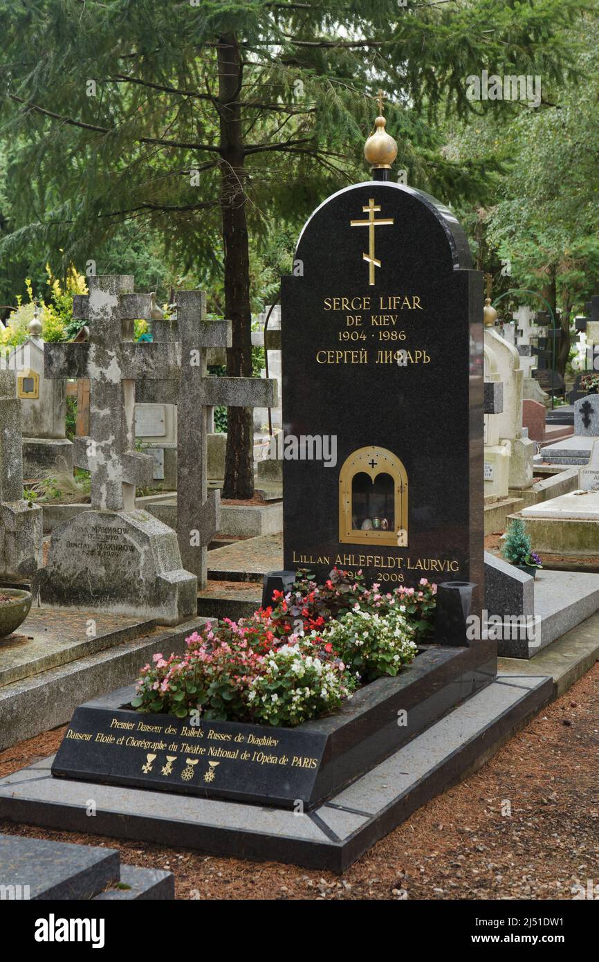 Graves of Ukrainian ballet dancer and choreographer Serge Lifar (1905-1986) at the Russian Cemetery in Sainte-Geneviève-des-Bois (Cimetière russe de Sainte-Geneviève-des-Bois) near Paris, France. Stock Photo