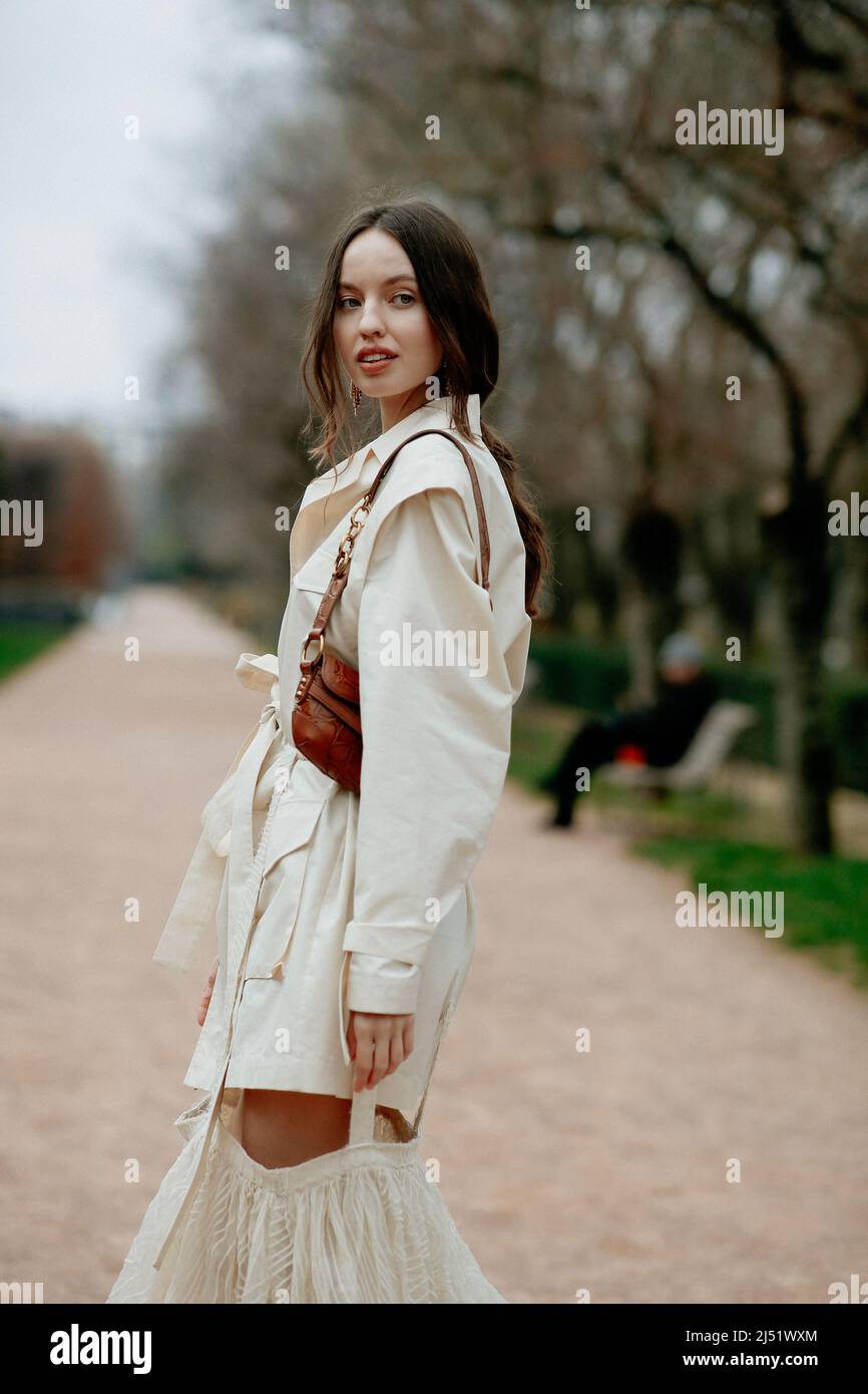 Street style, Chloe Grace Moretz arriving at Louis Vuitton Fall-Winter 2022- 2023 show, held at Musee d Orsay, Paris, France, on March 7th, 2022. Photo  by Marie-Paola Bertrand-Hillion/ABACAPRESS.COM Stock Photo - Alamy