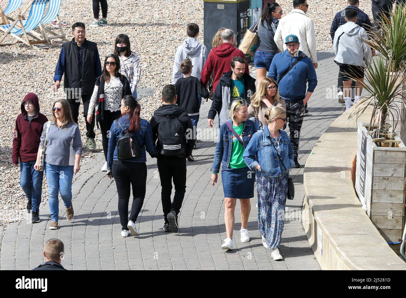 April 18, 2022, Brighton, United Kingdom: Visitors enjoy Easter bank holiday on the Brighton seafront as the mini-heatwave is set to end. (Credit Image: © Dinendra Haria/SOPA Images via ZUMA Press Wire) Stock Photo