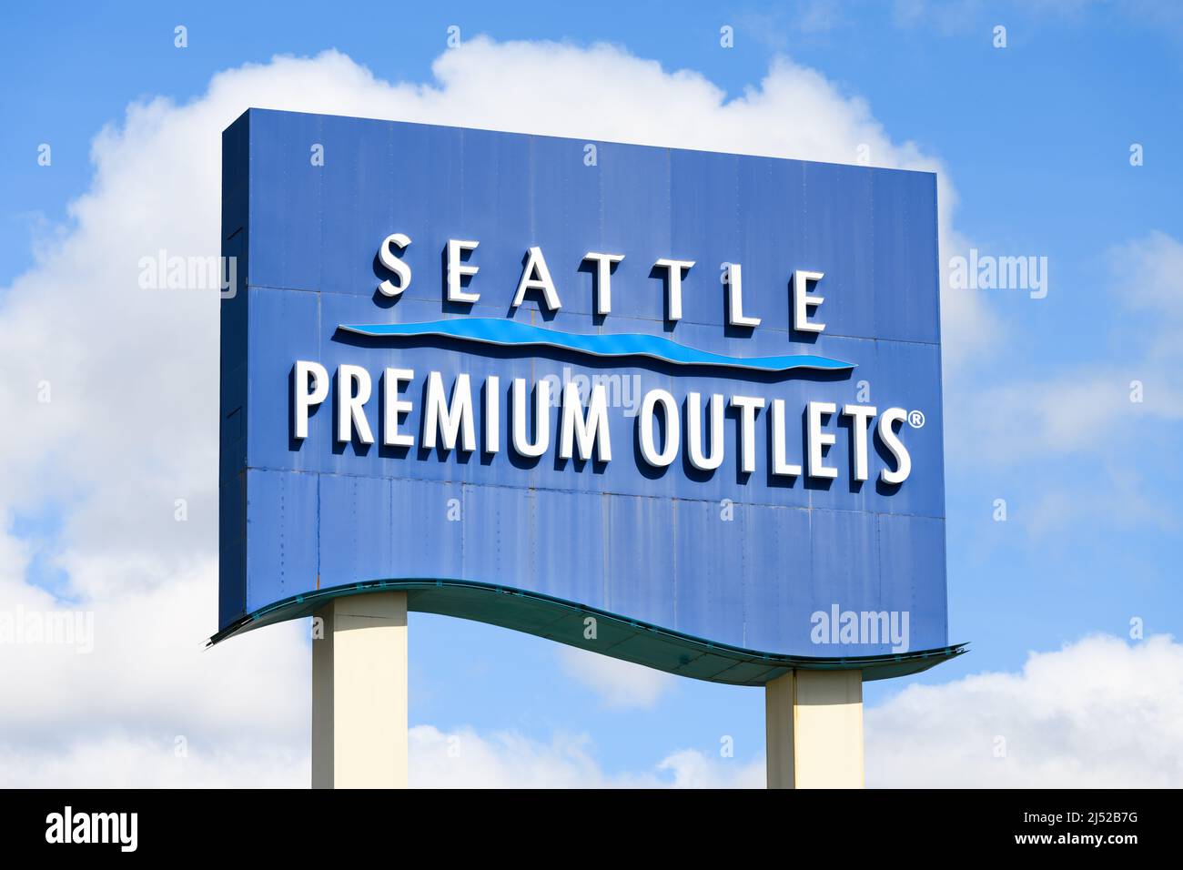 Simon premium outlets hi-res stock photography and images - Alamy