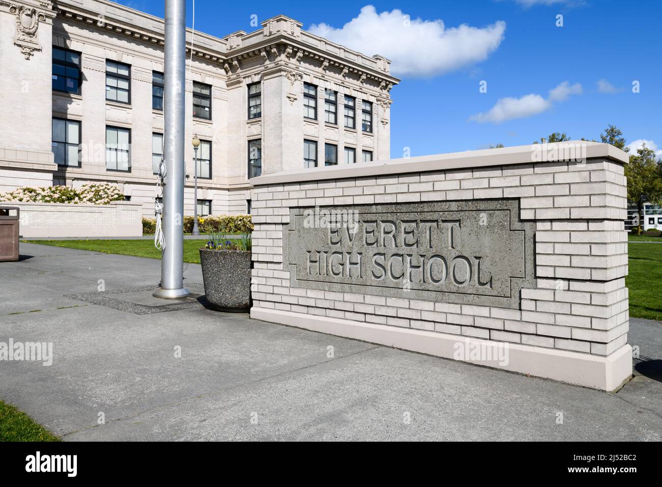 Everett, WA, USA - April 17, 2022; Stone and brick sign for Everett High School in the Snohomish County city in Washington State Stock Photo