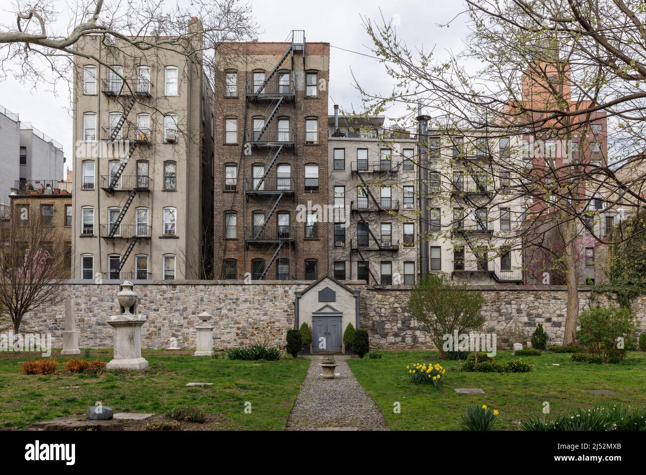New York Marble Cemetery, 1830, East Village, New York, NY, USA Stock Photo Alamy