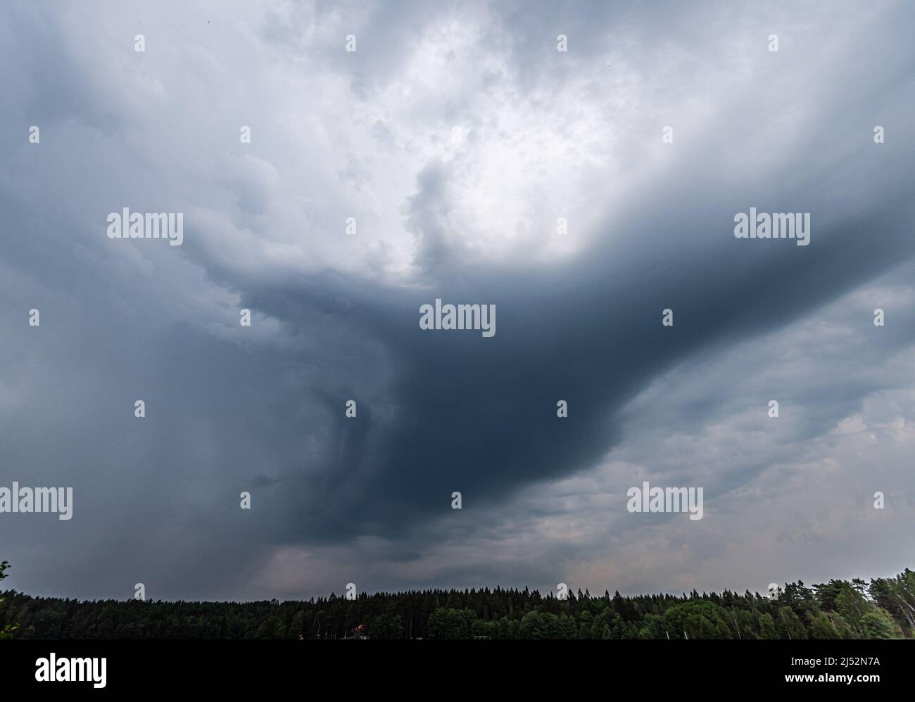 Regular Storm Dramatic cloud formation just before a rain storm Stock Photo - Alamy