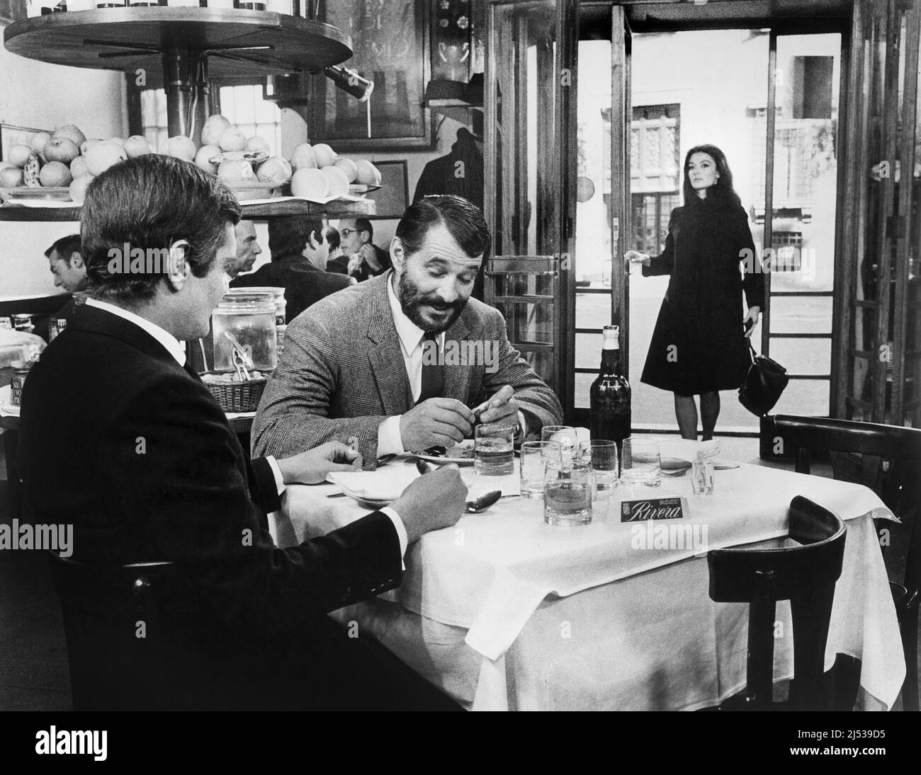 Omar Sharif, Fausto Fozzi, Amouk Aimee, on-set of the Film, "The Appointment", MGM, 1969 Stock Photo